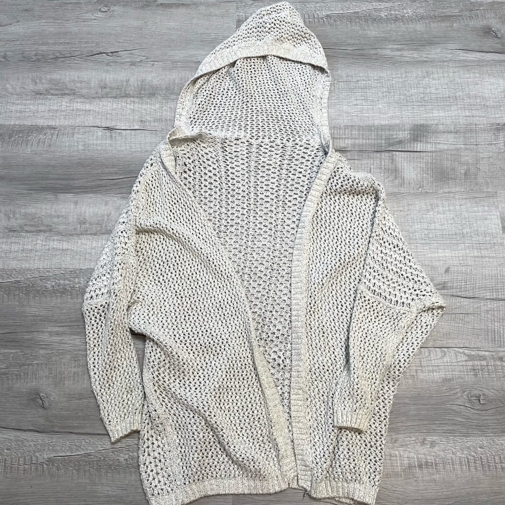 Cardigan‎